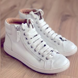 Ugg mid top white leather sneakers!